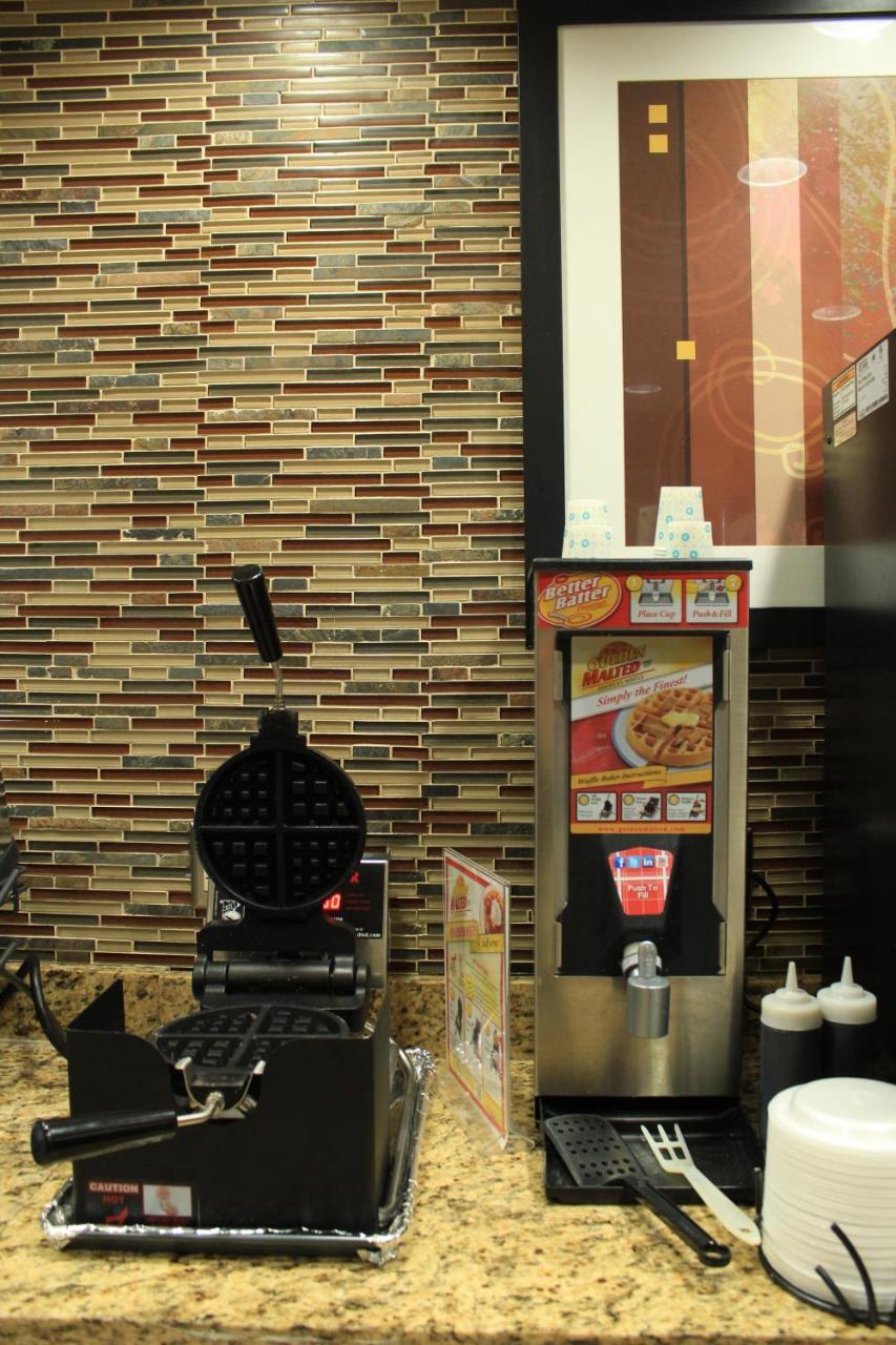 Microtel Inn And Suites North Canton Luaran gambar